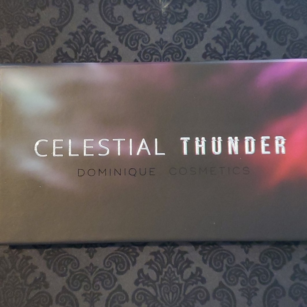 đť Dominique Celestial Thunder Pallette - Picture 2 of 2